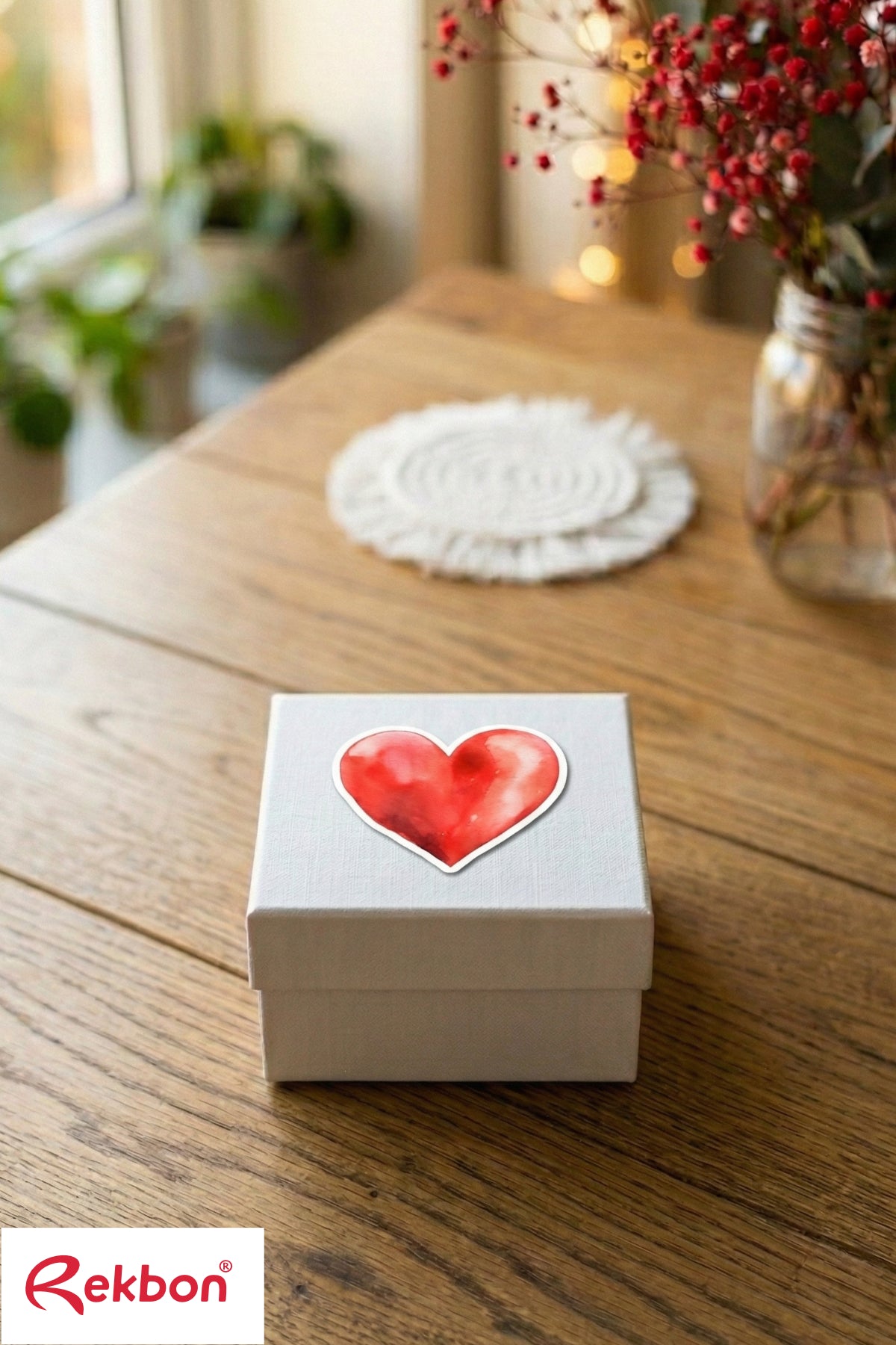 Rekbon Kırmızı Kalp Şekilli Yapışkan Sticker Etiket Hediye Paketleme